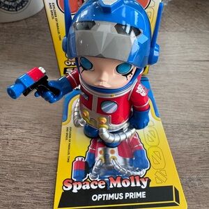 Pop Mart Space Molly 100% Optimus Prime